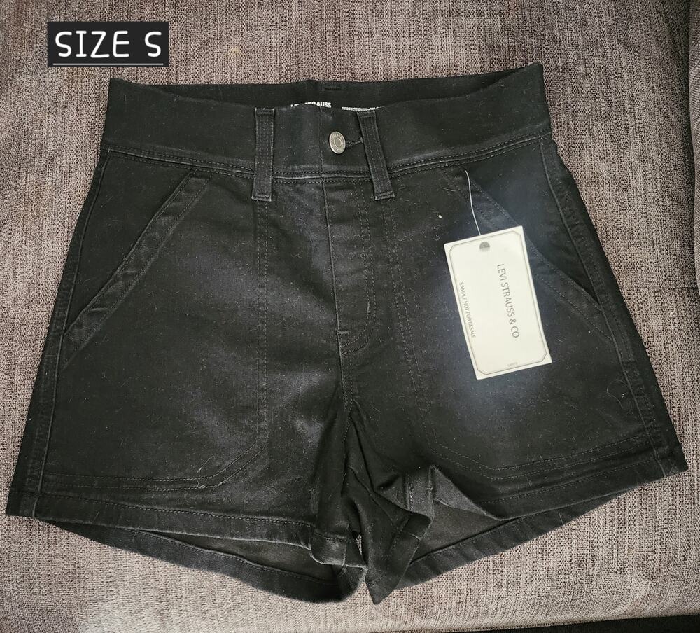 Levi's Black High Rise Denim Shorts - Size S - NWT